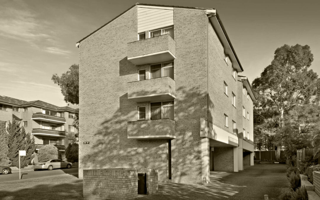 35-37 Station Street (1986)