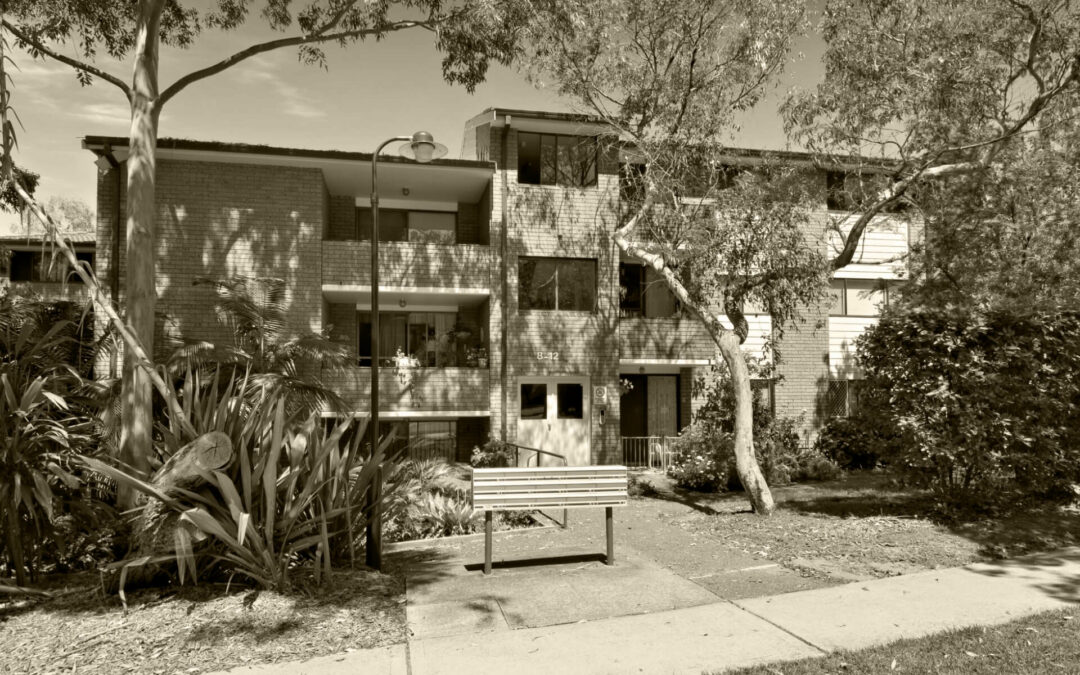 48-52 Port Hacking Rd (1983)